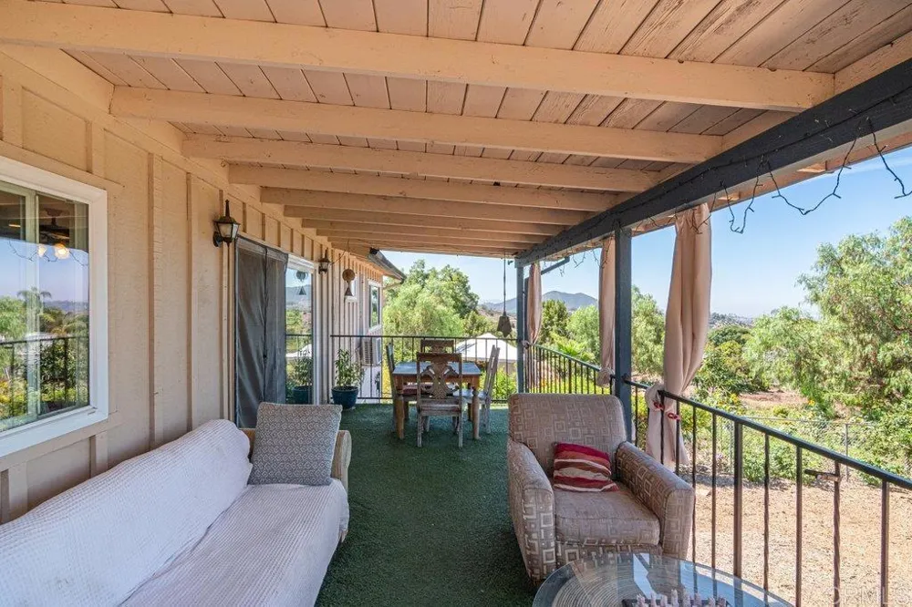 5741 Rainbow Heights Road Fallbrook, CA 92028