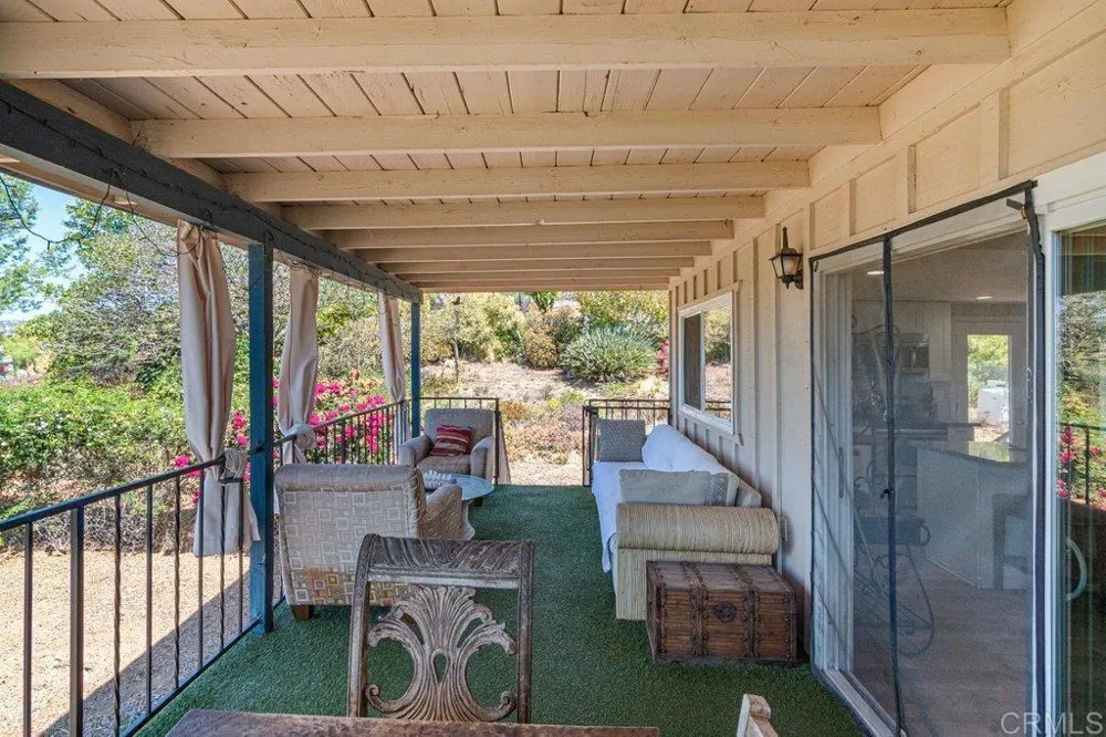 5741 Rainbow Heights Road Fallbrook, CA 92028