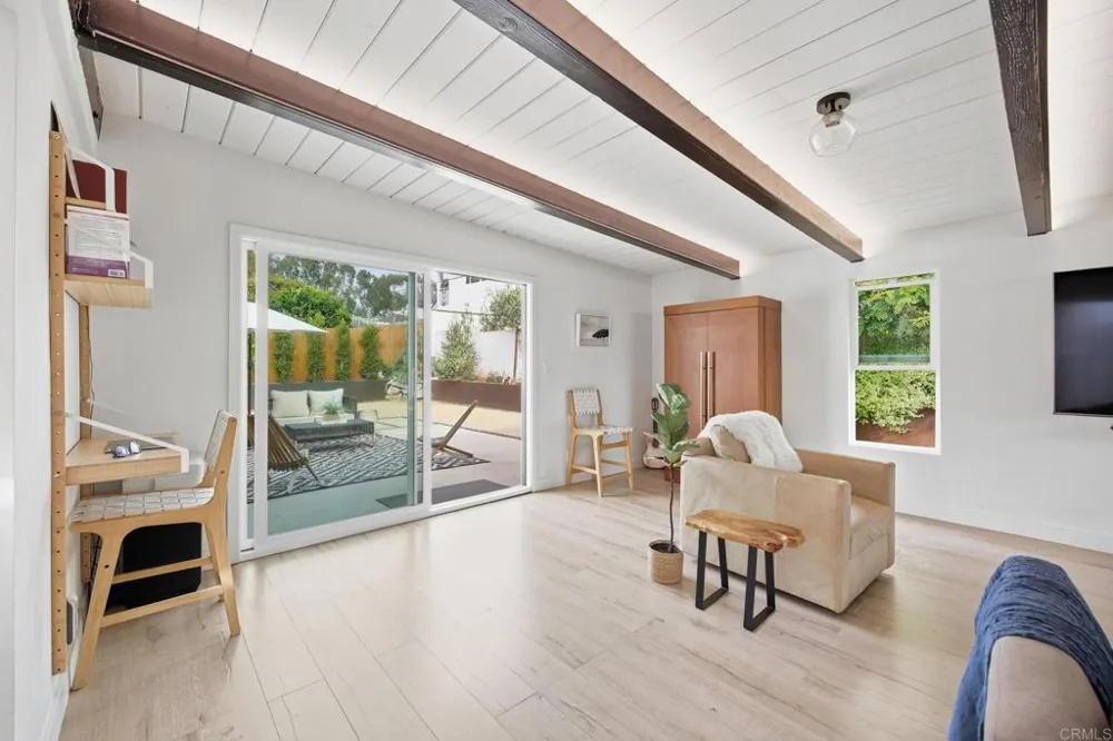 1801 Ratcliff Road Carlsbad, CA 92008
