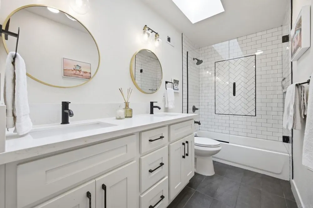 1801 Ratcliff Road Carlsbad, CA 92008