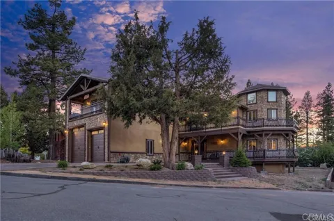 216 Alp Court