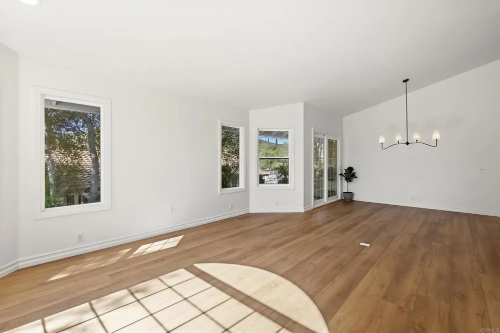 16220 Wikiup Road Ramona, CA 92065