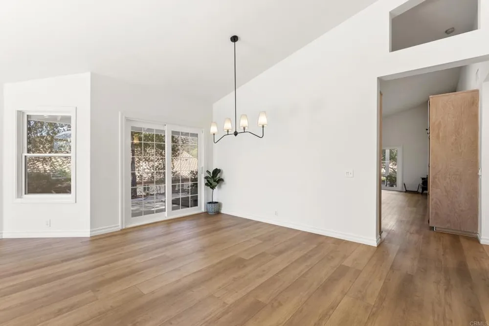 16220 Wikiup Road Ramona, CA 92065