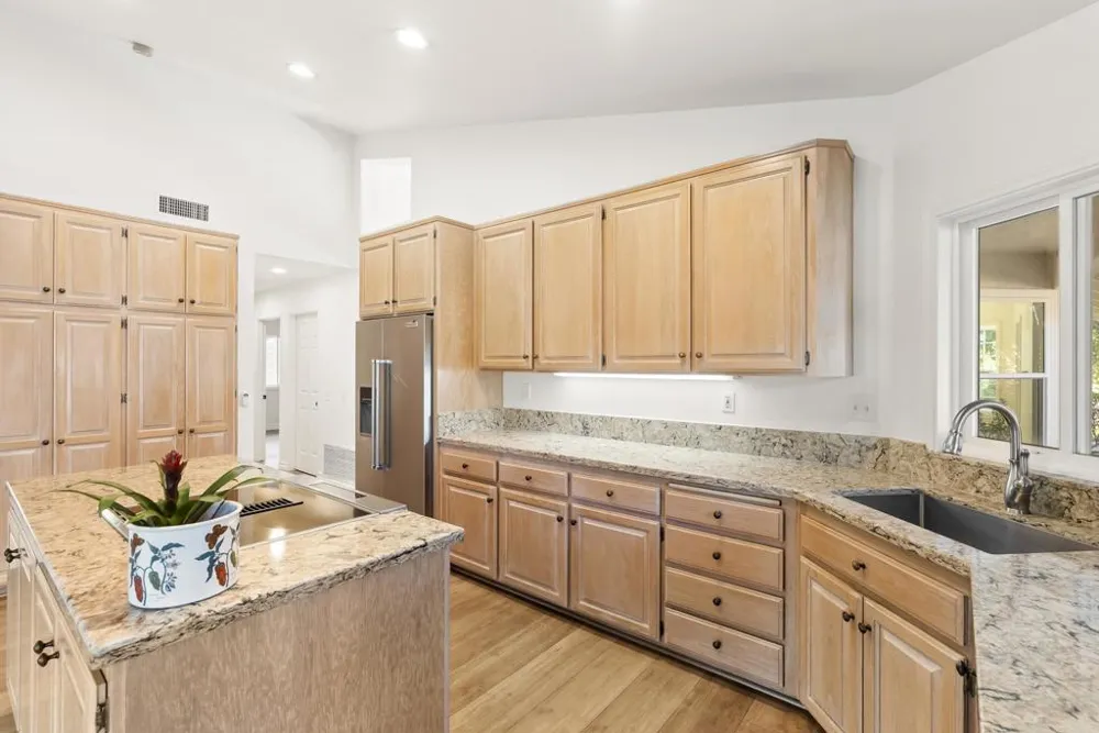 16220 Wikiup Road Ramona, CA 92065