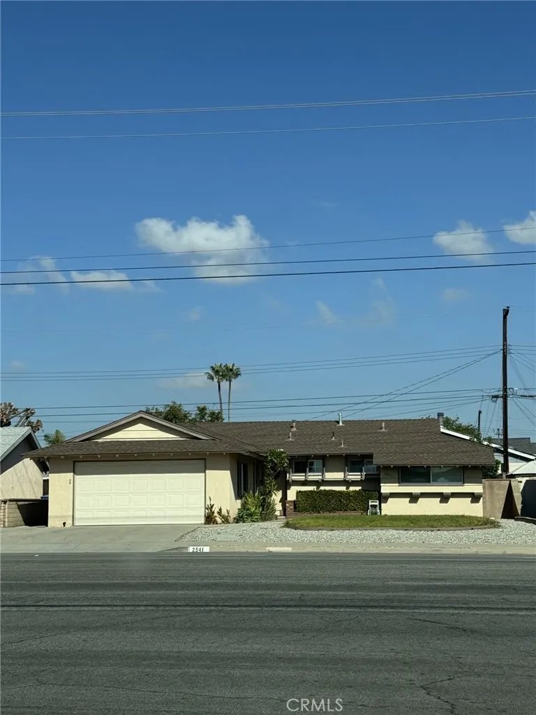 2541 W Lambert La Habra, CA 90631