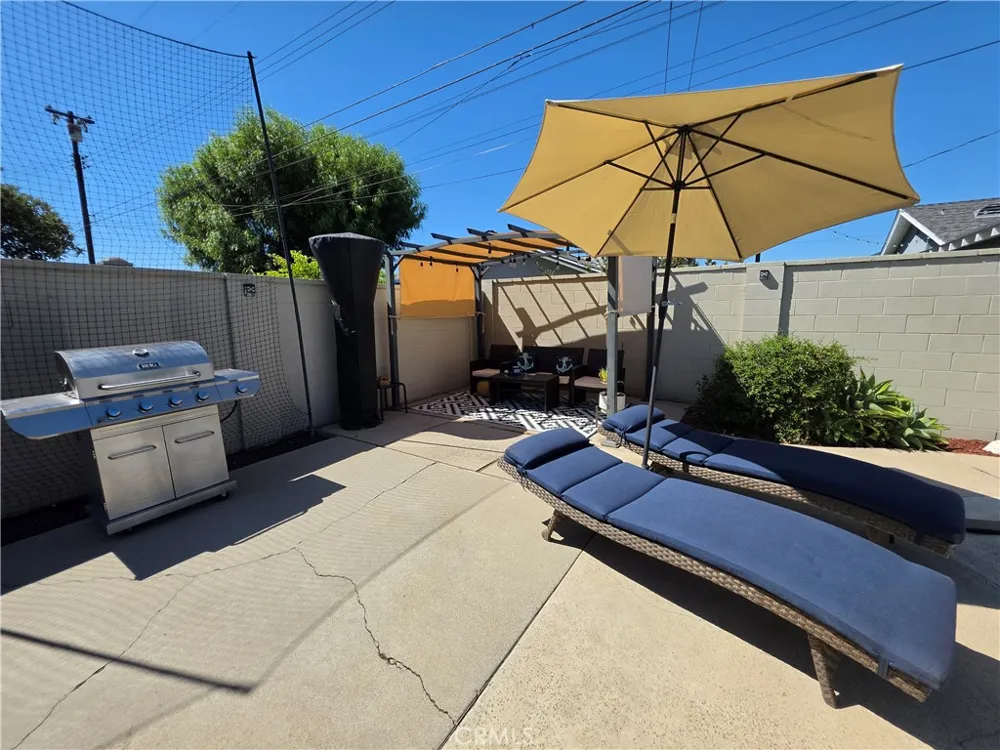 2541 W Lambert La Habra, CA 90631