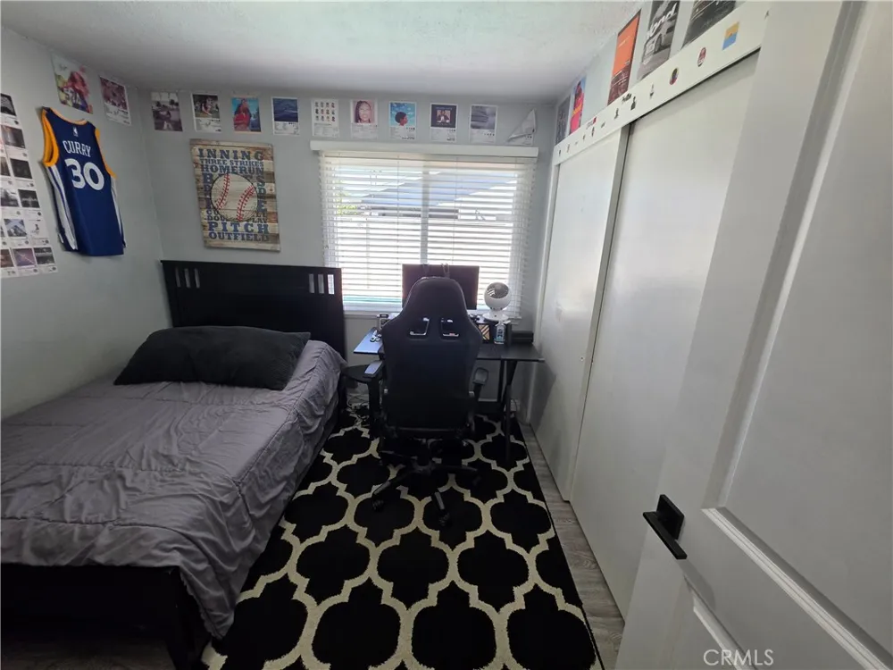 2541 W Lambert La Habra, CA 90631