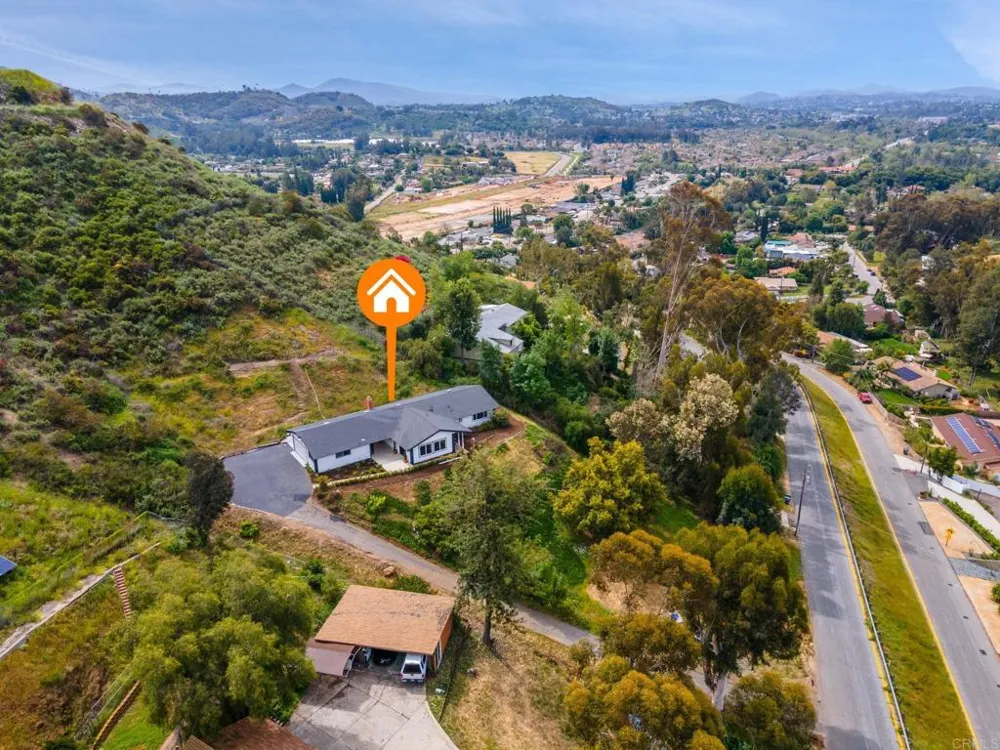 3346 Laurashawn Lane Escondido, CA 92026