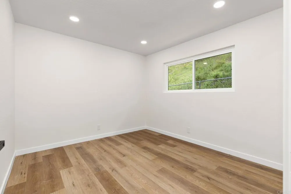 3346 Laurashawn Lane Escondido, CA 92026