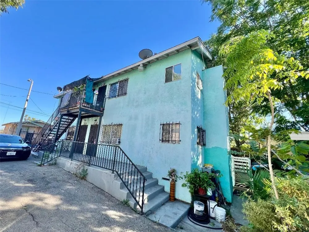 315 Firmin Los Angeles, CA 90026