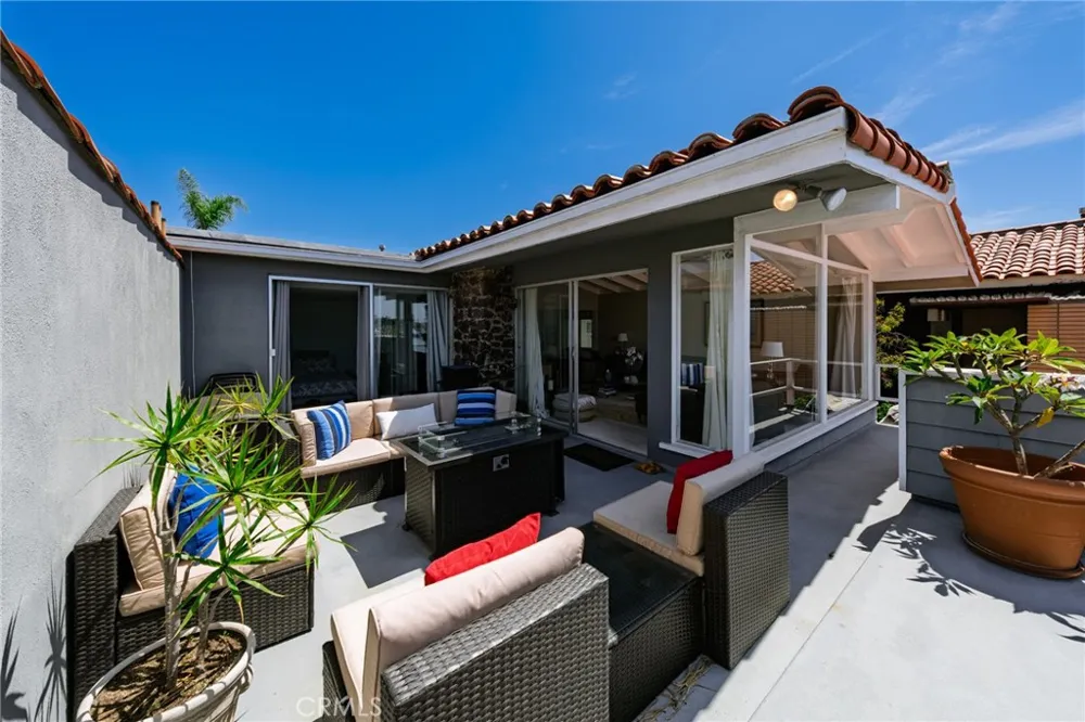 423 Via Lido Soud Newport Beach, CA 92663
