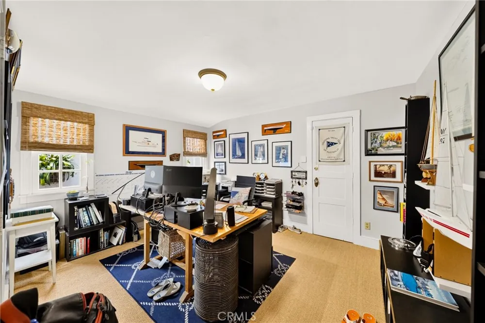 423 Via Lido Soud Newport Beach, CA 92663
