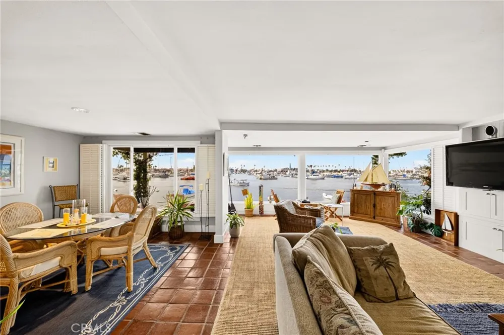 423 Via Lido Soud Newport Beach, CA 92663