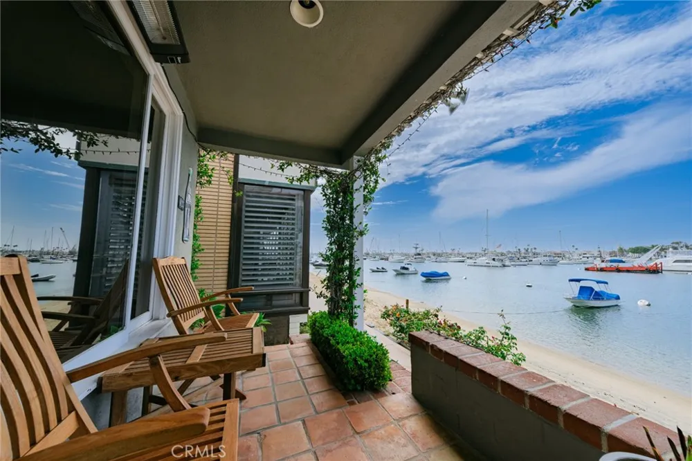 423 Via Lido Soud Newport Beach, CA 92663