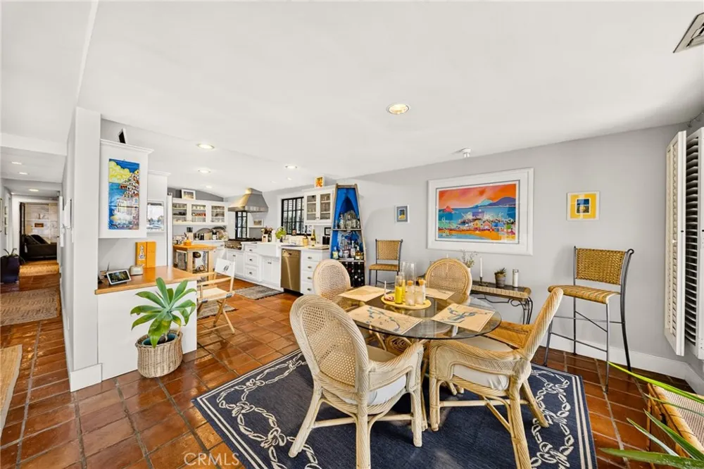 423 Via Lido Soud Newport Beach, CA 92663