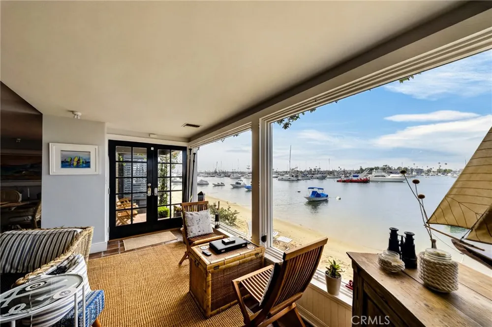 423 Via Lido Soud Newport Beach, CA 92663
