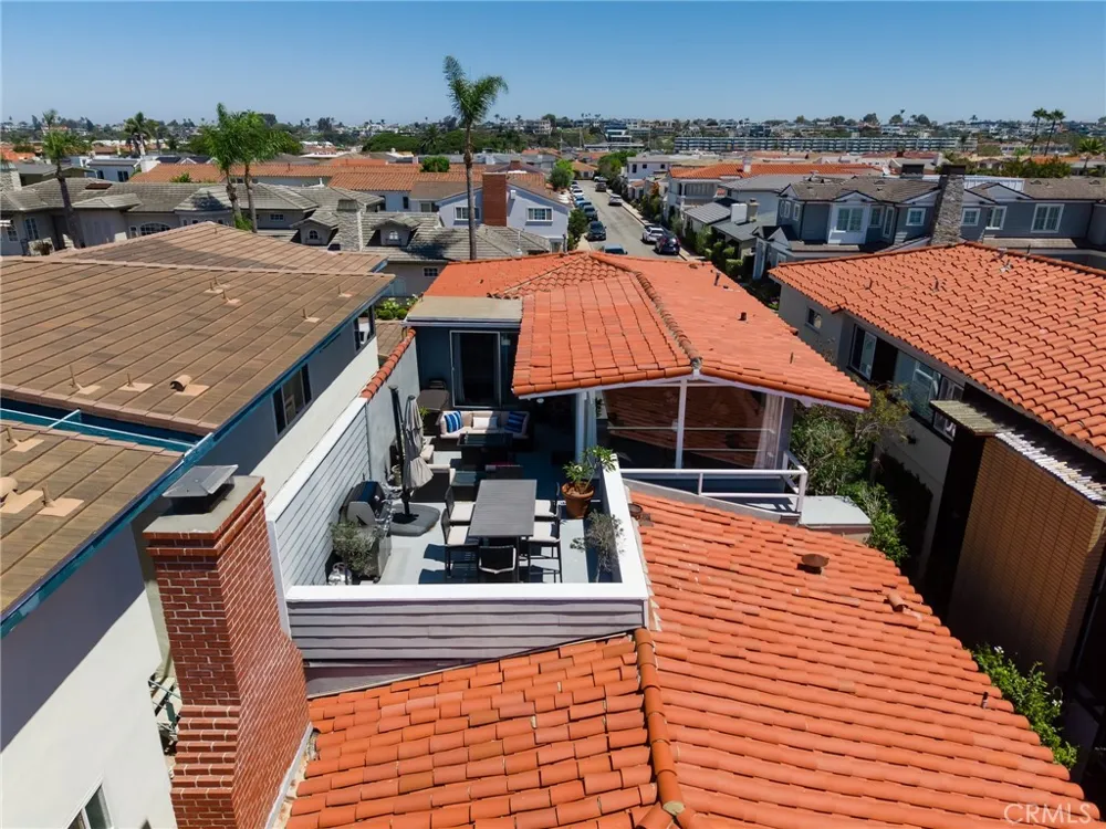 423 Via Lido Soud Newport Beach, CA 92663