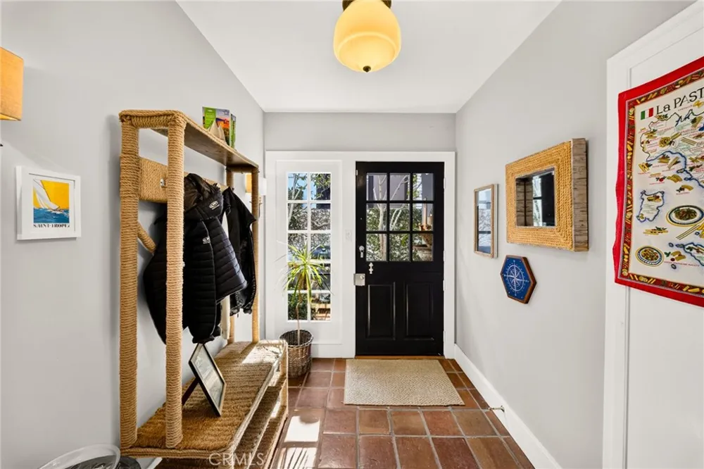 423 Via Lido Soud Newport Beach, CA 92663