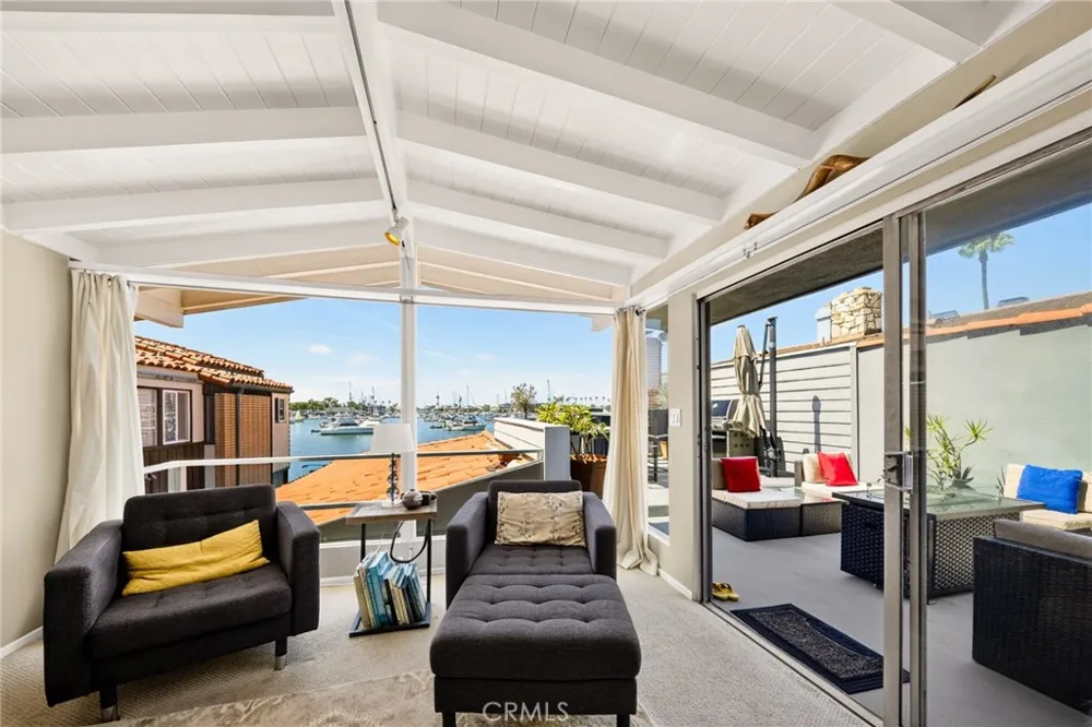 423 Via Lido Soud Newport Beach, CA 92663
