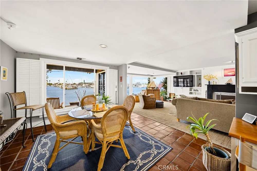 423 Via Lido Soud Newport Beach, CA 92663