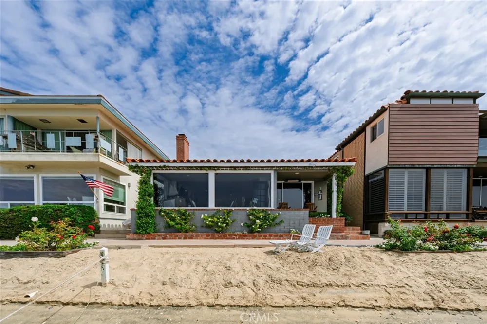 423 Via Lido Soud Newport Beach, CA 92663
