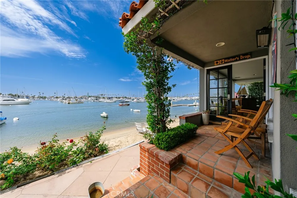 423 Via Lido Soud Newport Beach, CA 92663