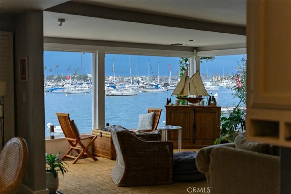 423 Via Lido Soud Newport Beach, CA 92663
