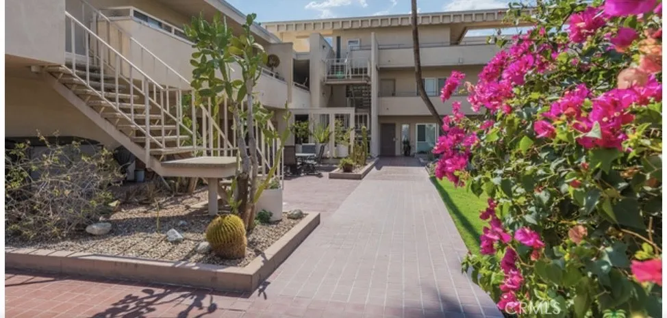 277 E Alejo Road #126 Palm Springs, CA 92262
