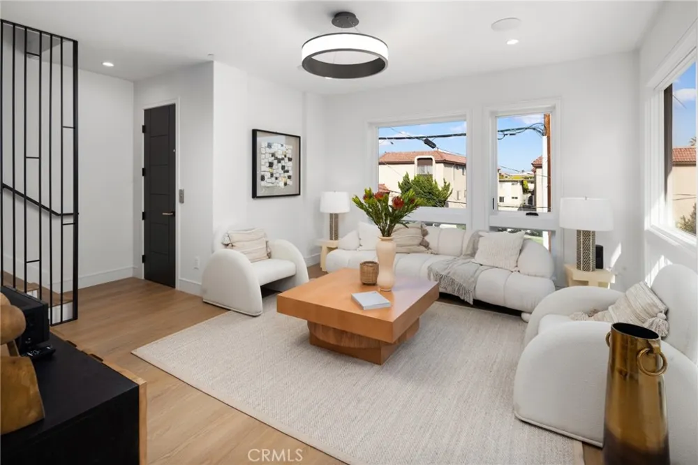 1125 S Golden West Avenue #B Arcadia, CA 91007
