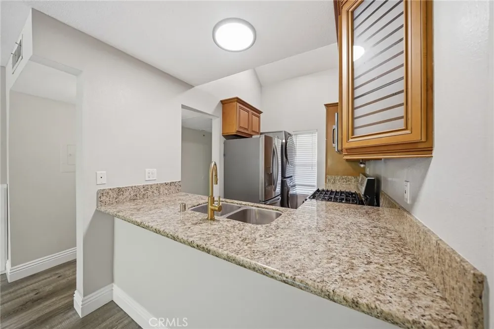 127 Lemon Irvine, CA 92618