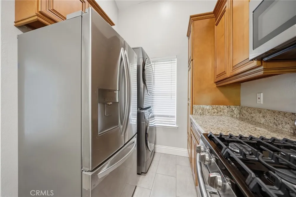 127 Lemon Irvine, CA 92618