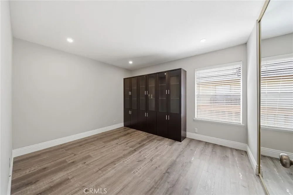 127 Lemon Irvine, CA 92618
