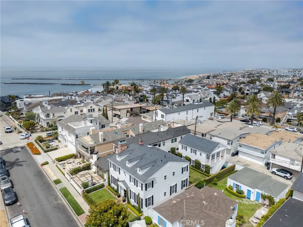 309 Marigold Avenue Corona del Mar, CA 92625