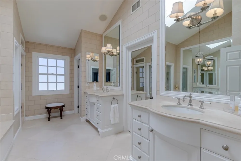 309 Marigold Avenue Corona del Mar, CA 92625