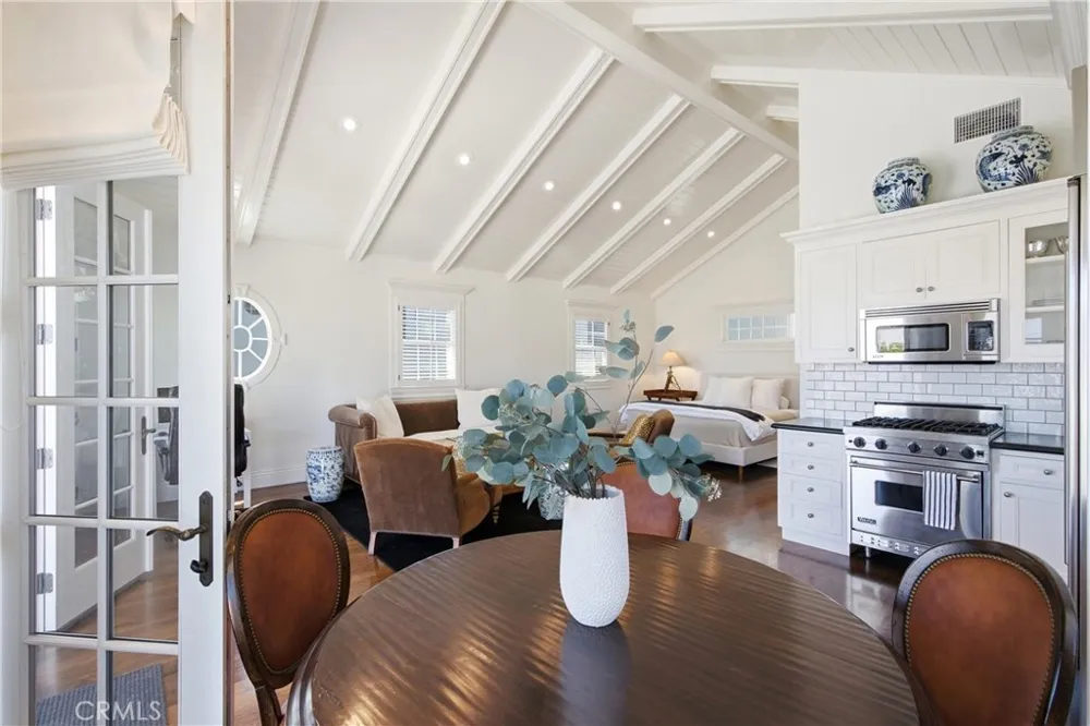 309 Marigold Avenue Corona del Mar, CA 92625