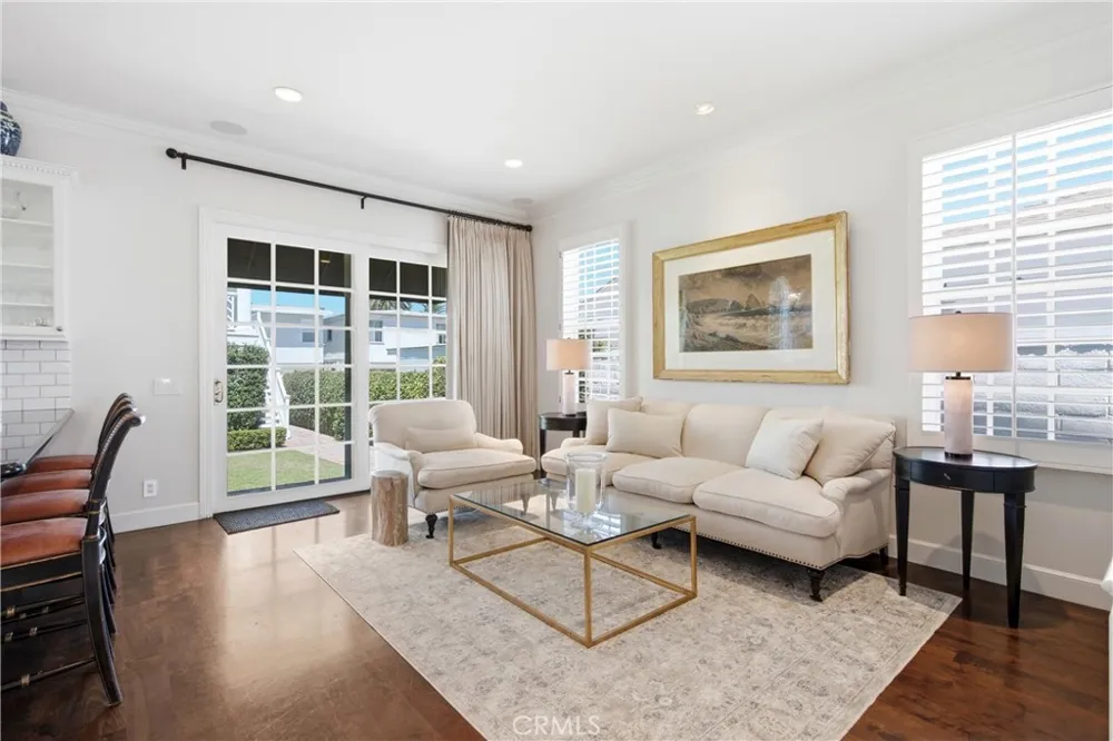 309 Marigold Avenue Corona del Mar, CA 92625