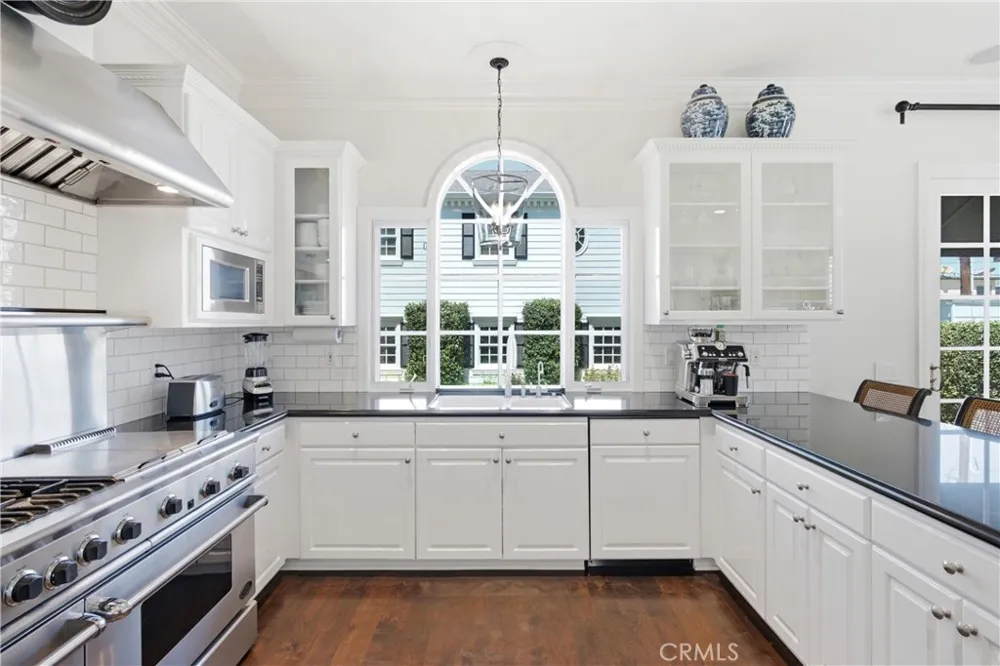 309 Marigold Avenue Corona del Mar, CA 92625