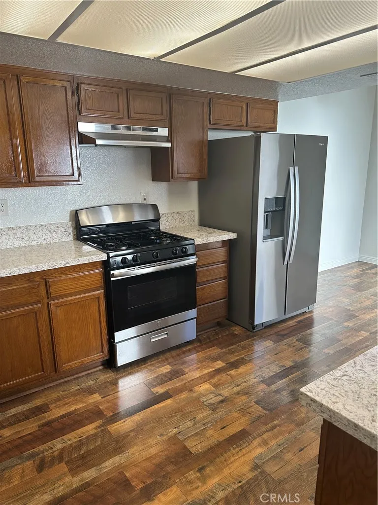 172 W Walnut #D Rialto, CA 92376