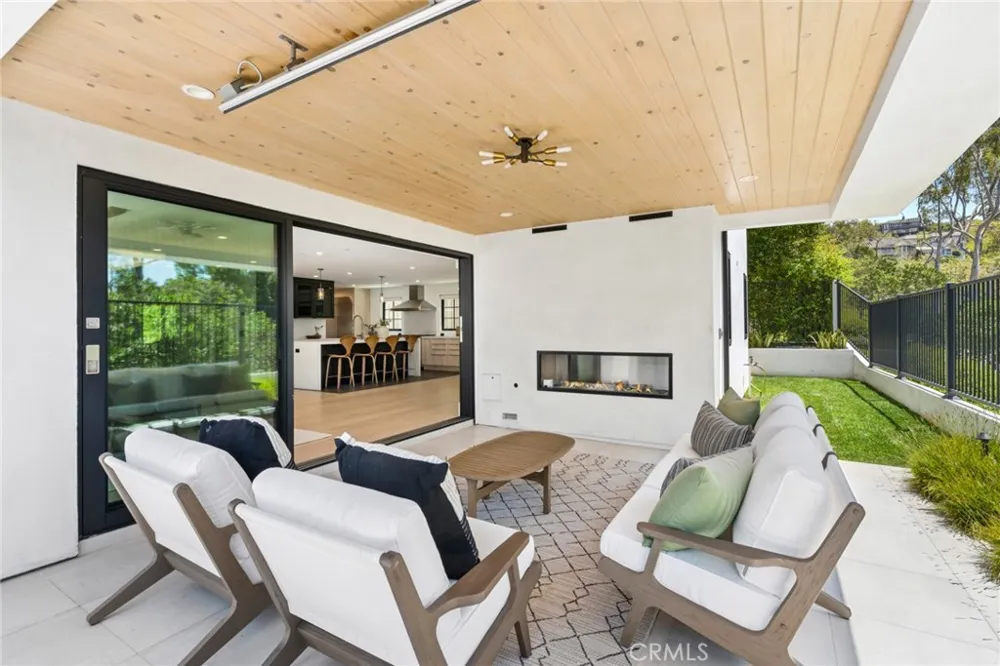 2207 Port Harwick Newport Beach, CA 92660