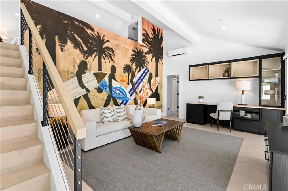 2207 Port Harwick Newport Beach, CA 92660