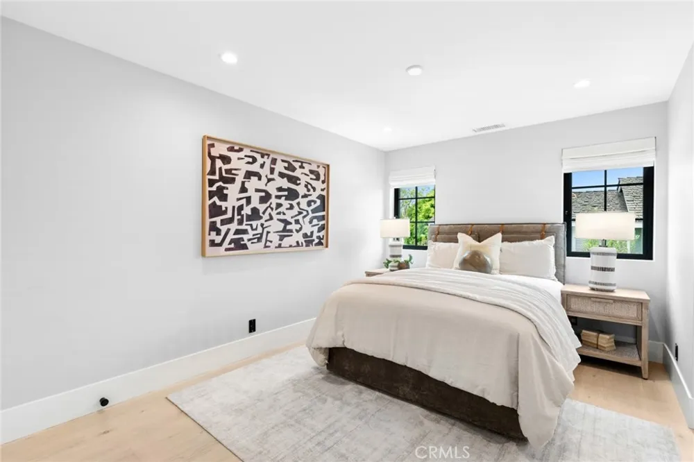 2207 Port Harwick Newport Beach, CA 92660