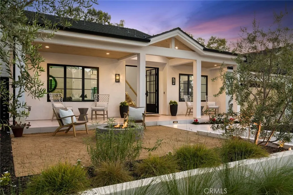 2207 Port Harwick Newport Beach, CA 92660