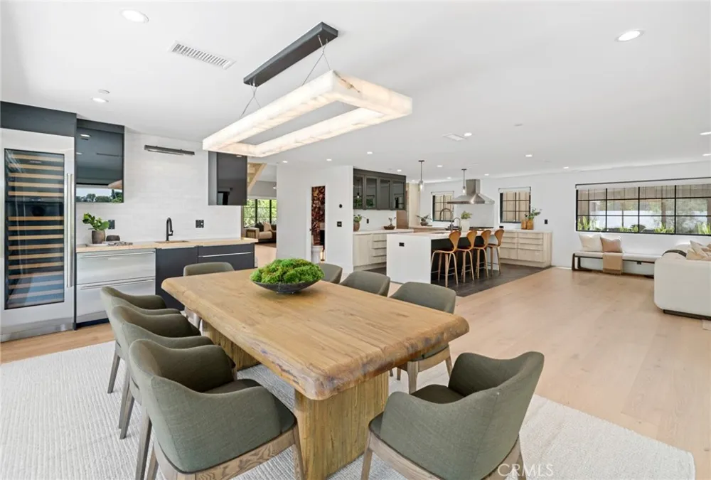2207 Port Harwick Newport Beach, CA 92660