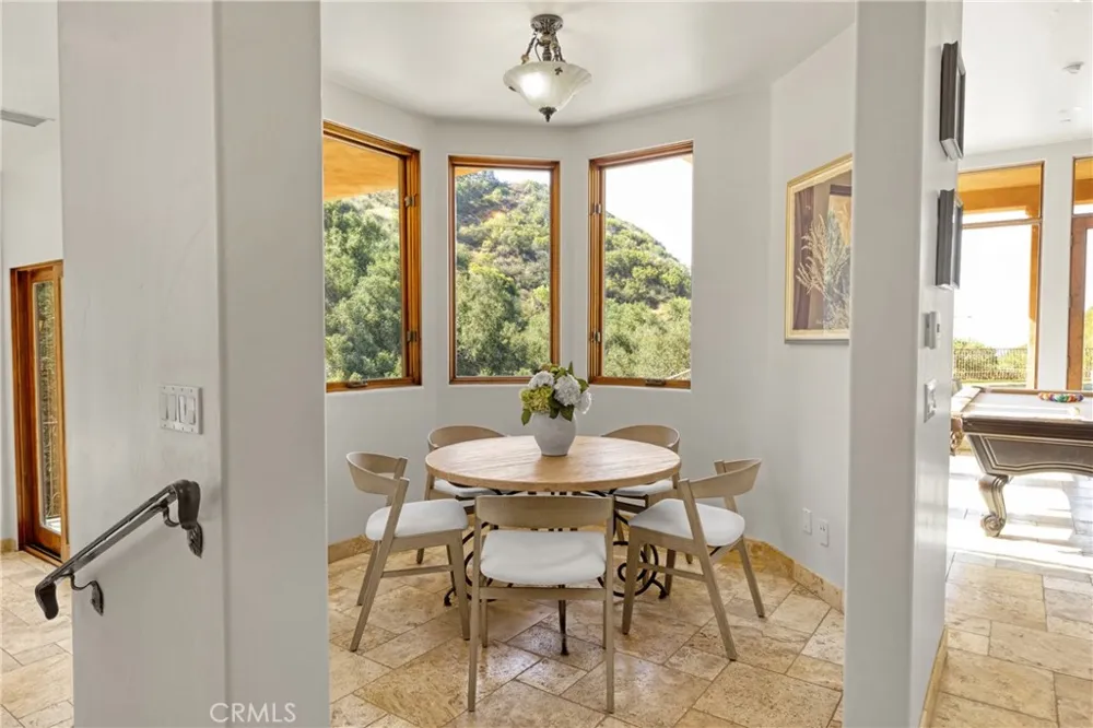 4322 Escondido Drive Malibu, CA 90265