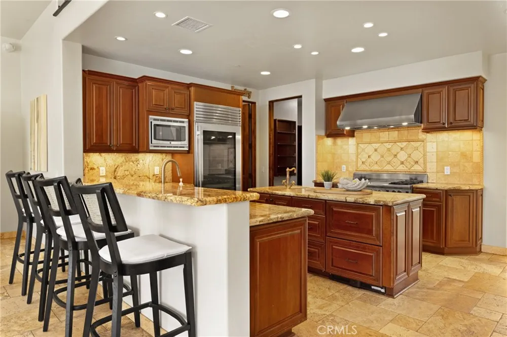 4322 Escondido Drive Malibu, CA 90265