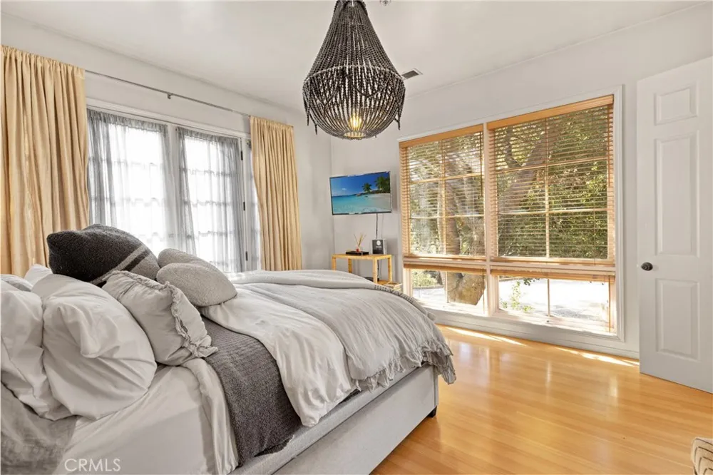 4322 Escondido Drive Malibu, CA 90265