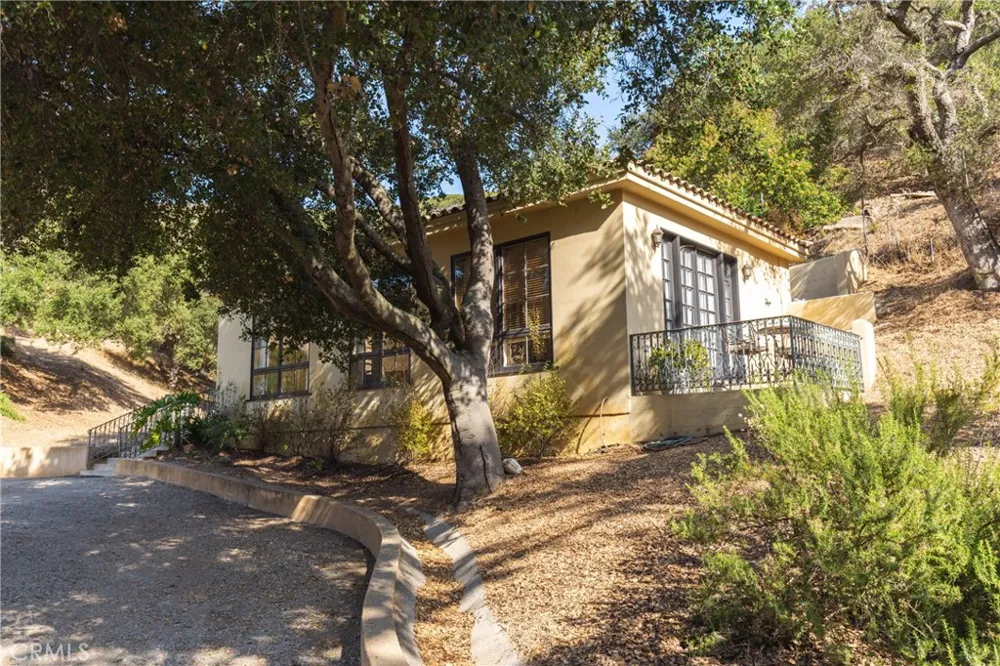 4322 Escondido Drive Malibu, CA 90265