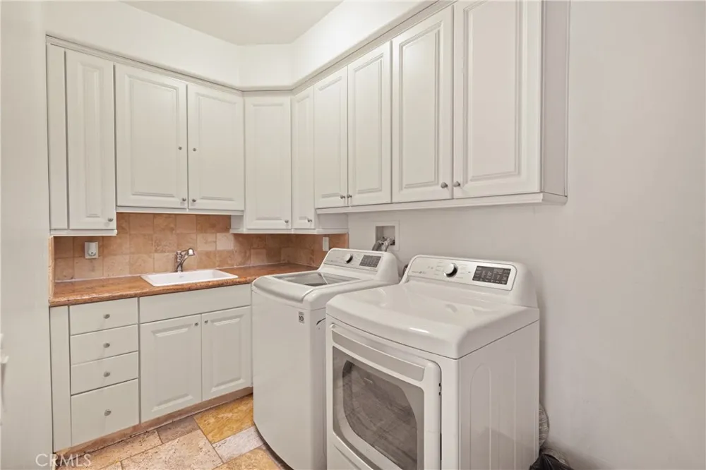 4322 Escondido Drive Malibu, CA 90265