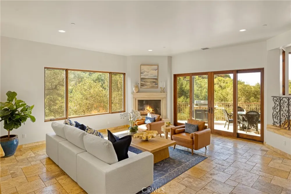 4322 Escondido Drive Malibu, CA 90265