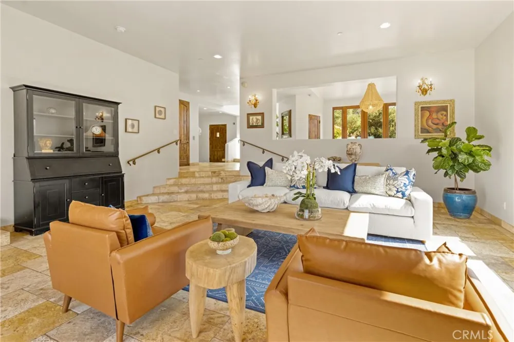 4322 Escondido Drive Malibu, CA 90265